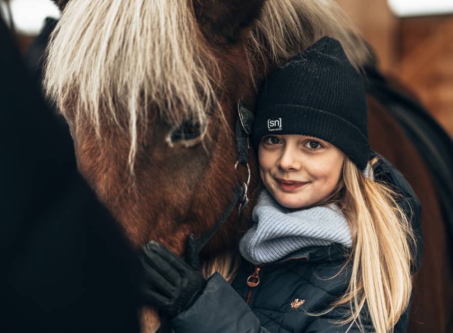 Reiten im Schnee Symbolfoto